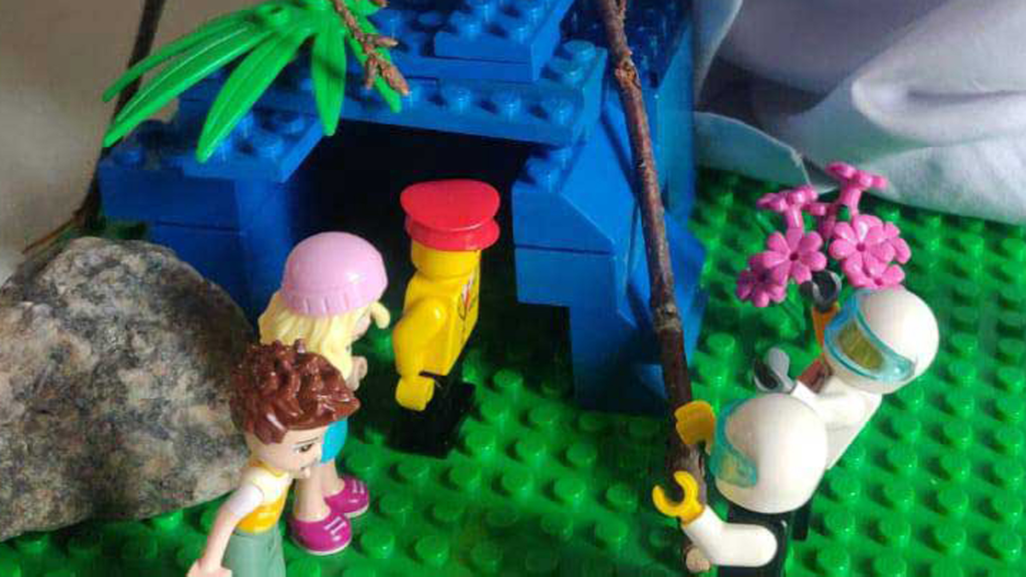 Szenen aus der Passionsgeschichte — in Lego nachgebaut