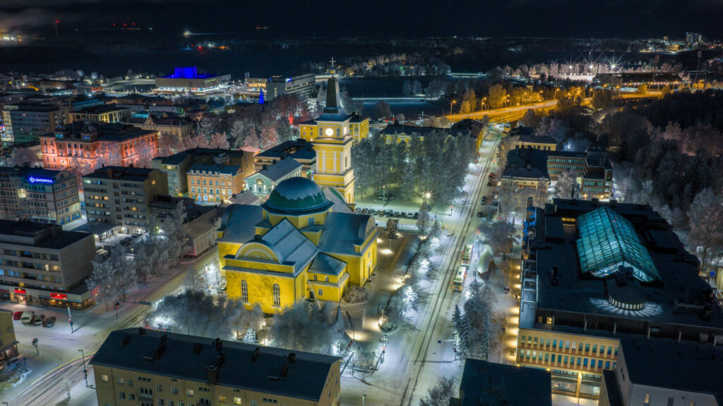 Oulun tuomiokirkko, kuva Tero Suutari