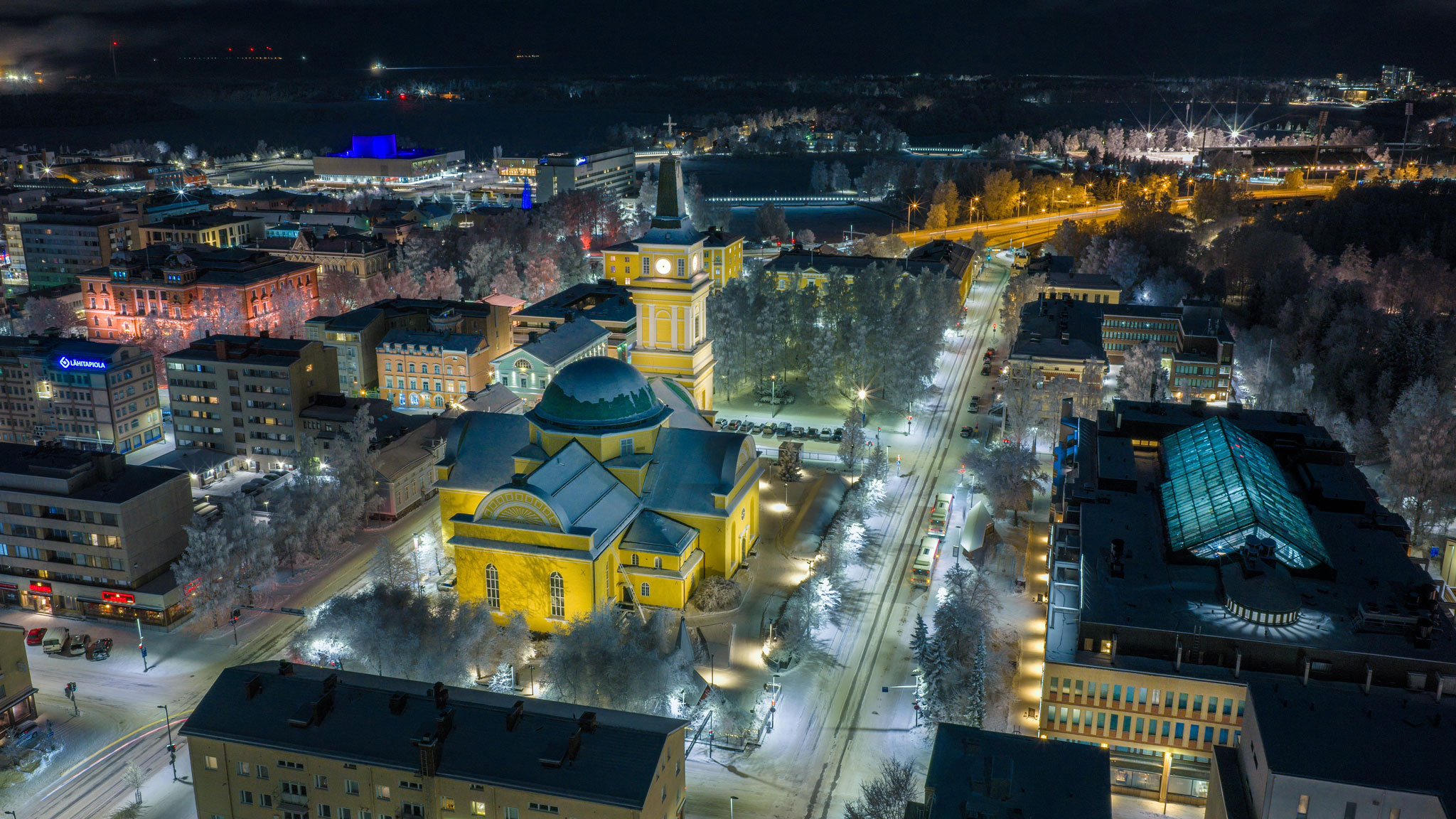 Oulun tuomiokirkko, kuva Tero Suutari